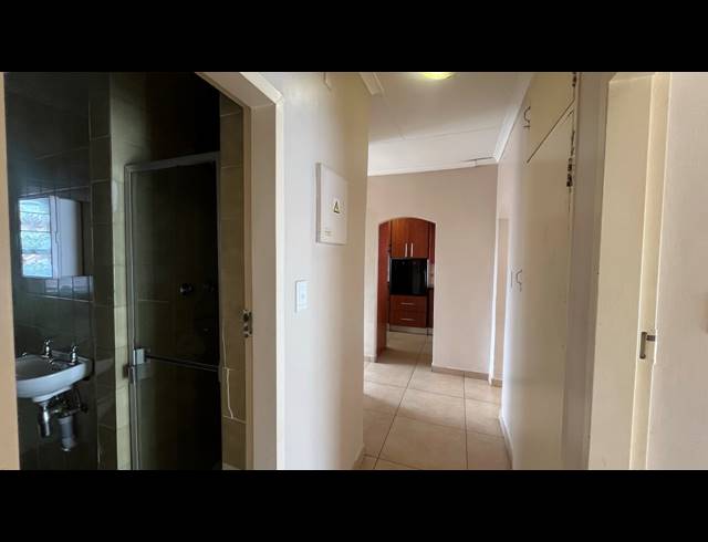 2 BEDROOM TOWNHOUSE FOR SALE IN BRACKENDOWNS